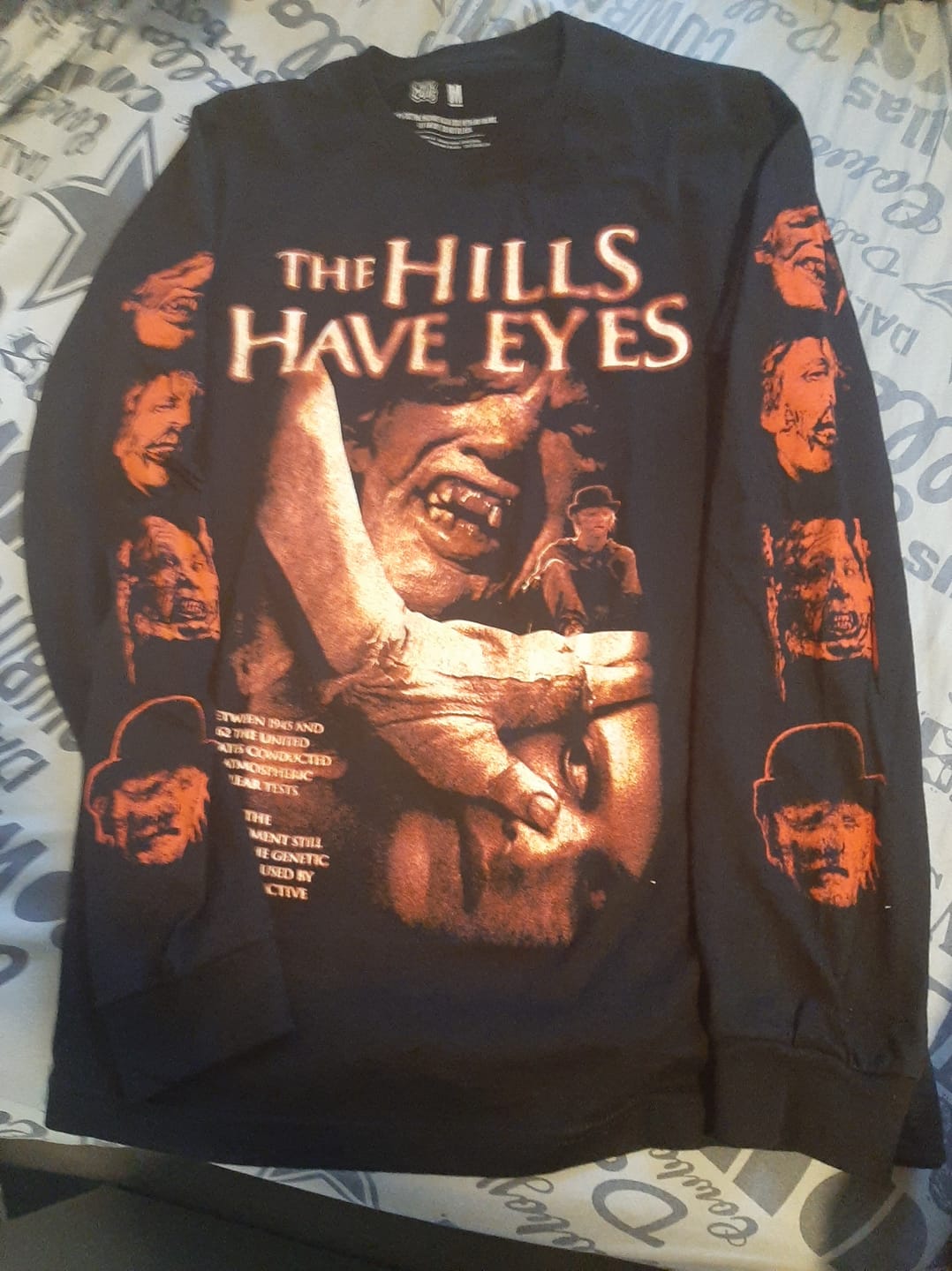 Customer photo review of THE HILLS HAVE EYES (06) RADIOACTIVE FALLOUT - LONG SLEEVE SHIRT