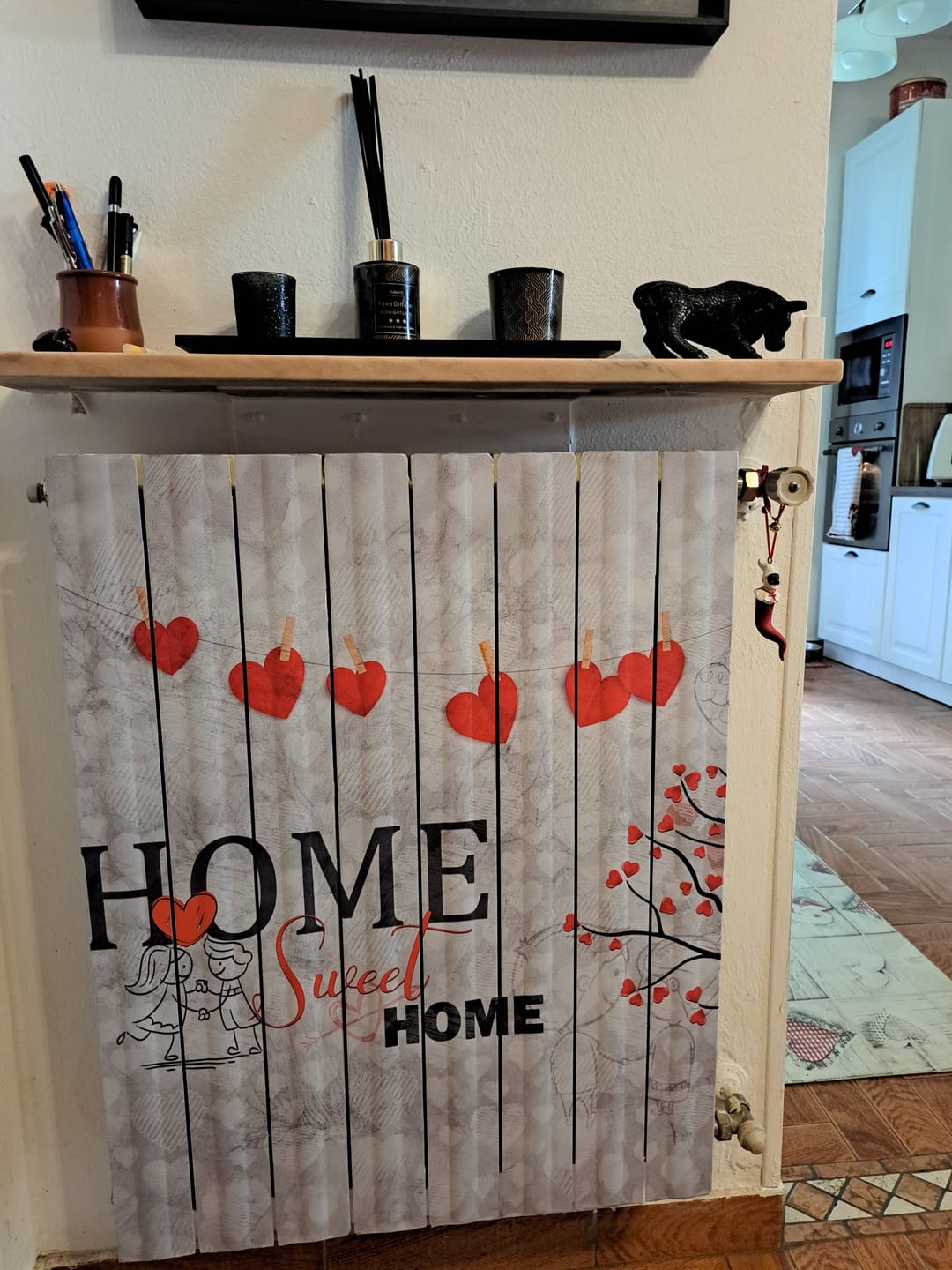 Customer photo review of Pellicola termosifoni Home Sweet Home – Design Romantico Collezione Love