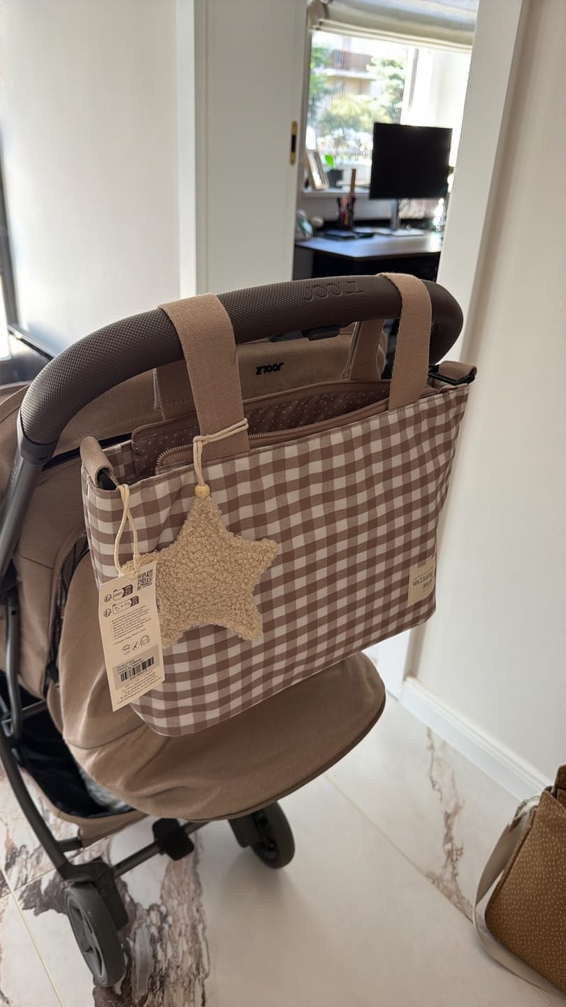 Customer photo review of Pelenkázó táska - Caetana (Bézs)
