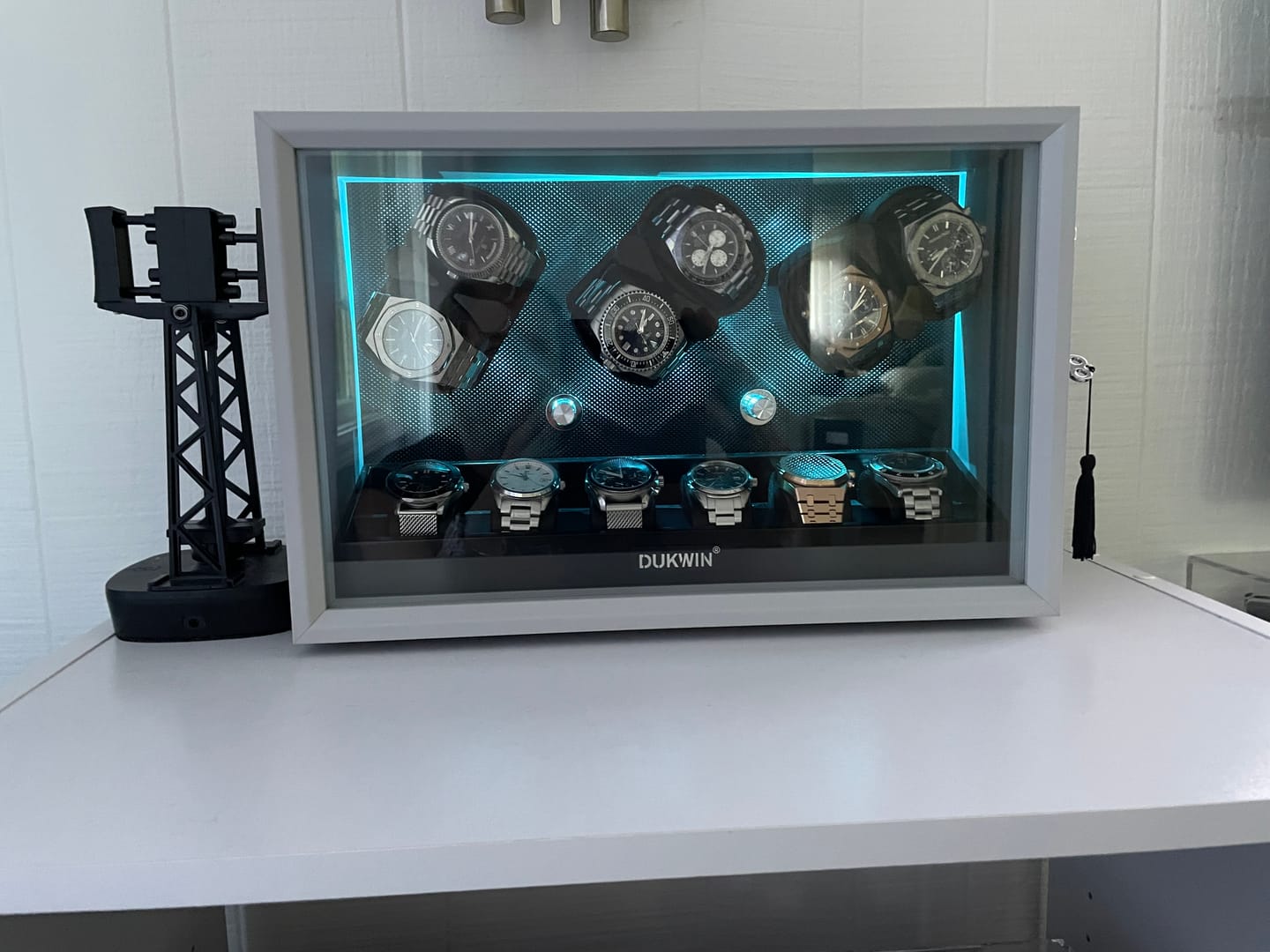 Customer photo review of 6 + 6 Watch Winder with Extra Storages Aurora Blue Light Quiet Motors - Silken Grey