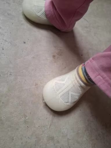 Customer photo review of MiniChauss™ – Les premiers pas tout en douceur et en sécurité