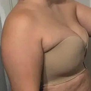 Customer photo review of Soutien-gorge Invisible Push-Up Antidérapant Curvely®