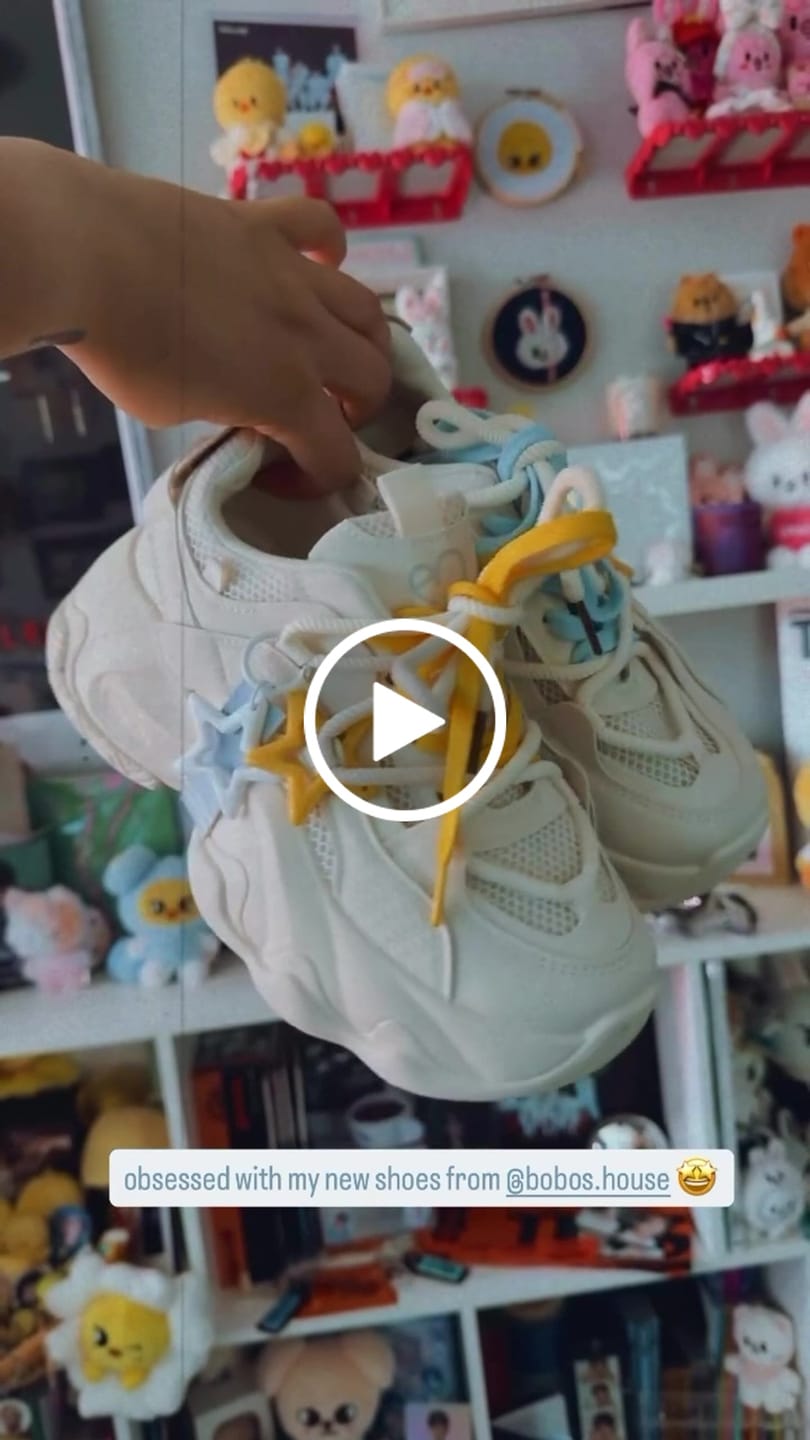 Customer video review of Ultra Chunky Sole Bright Star White Sneakers - Unisex