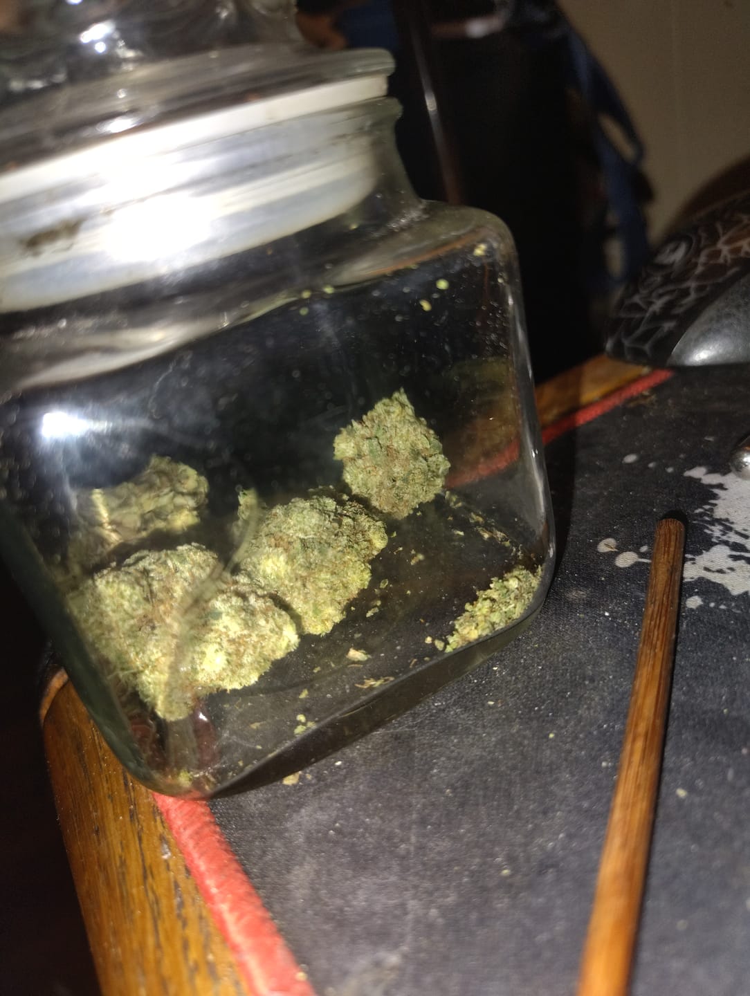 Customer photo review of Elmer's Glue Indoor - Bulk - Hybrid
