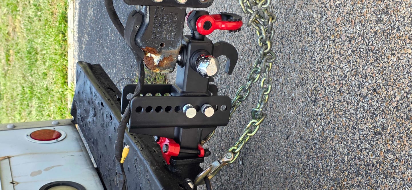 Customer photo review of TYT Adjustable Tri-Ball Hitch for 2″ Receiver – Up to 10K GTW