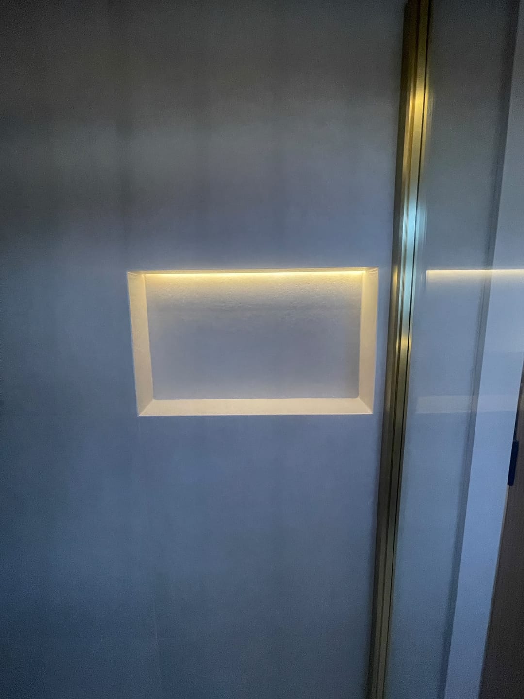 Customer photo review of 8W/m Dotless LED Strip – 2700K – Bespoke Cut – 24V – 10mm – Indoor IP65 - Uno Lighting