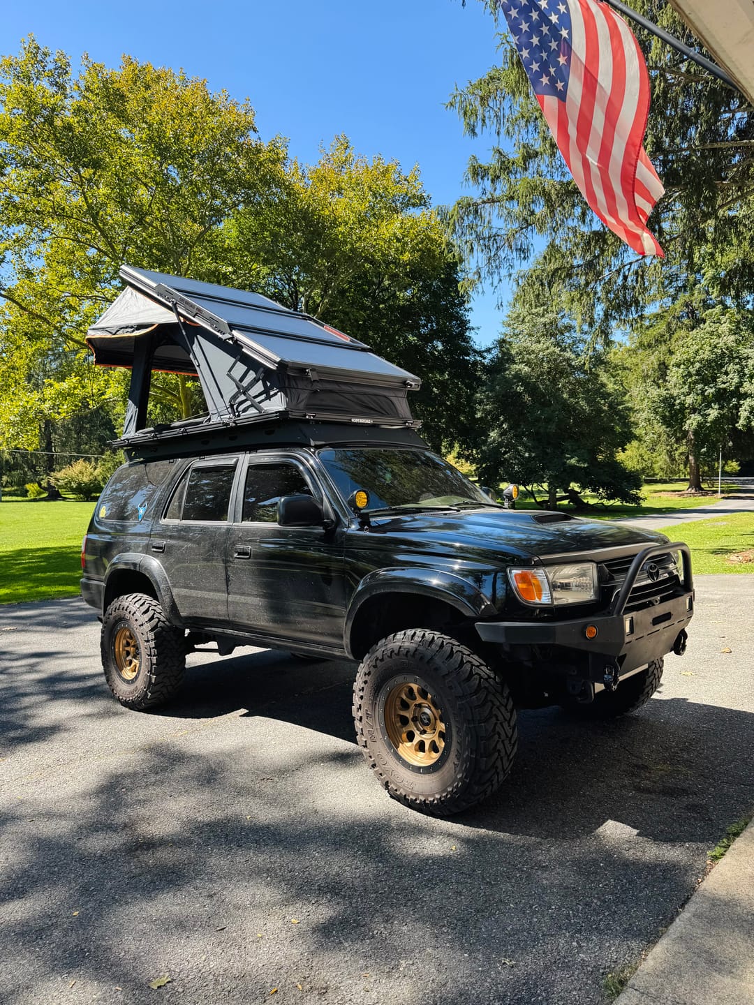 Customer photo review of OPENROAD Aluminum Hard Shell Roof Top Tent-PeakRoof LT V2 Series