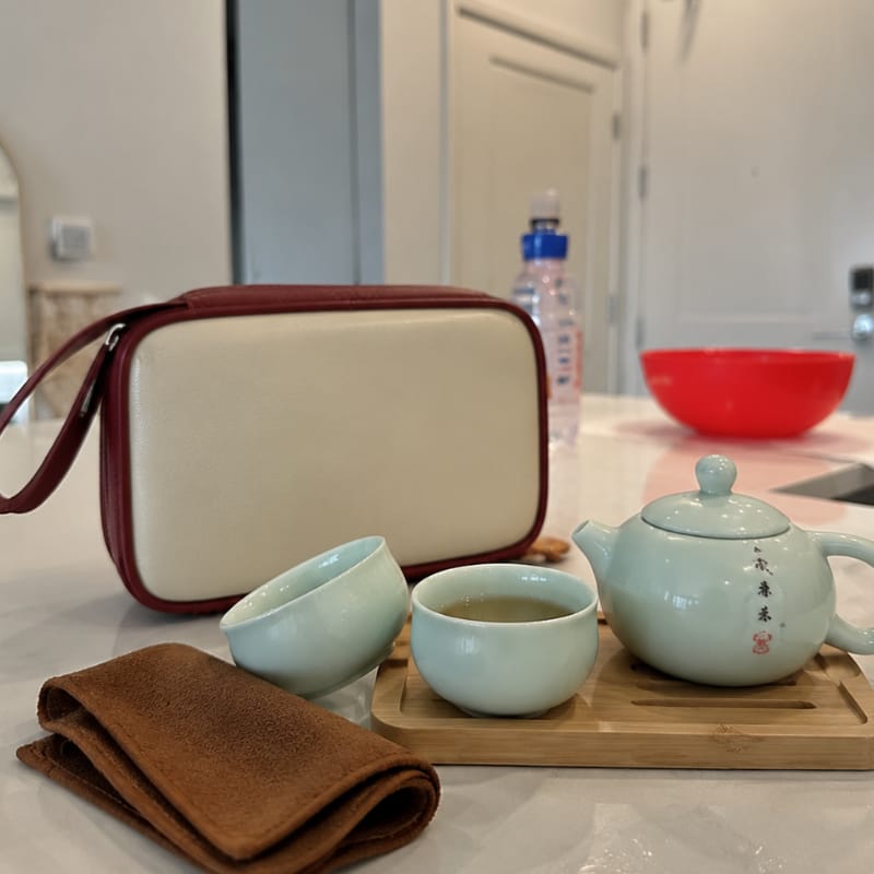 Customer photo review of Shiori Portable Ceramic Kung Fu Tea Set