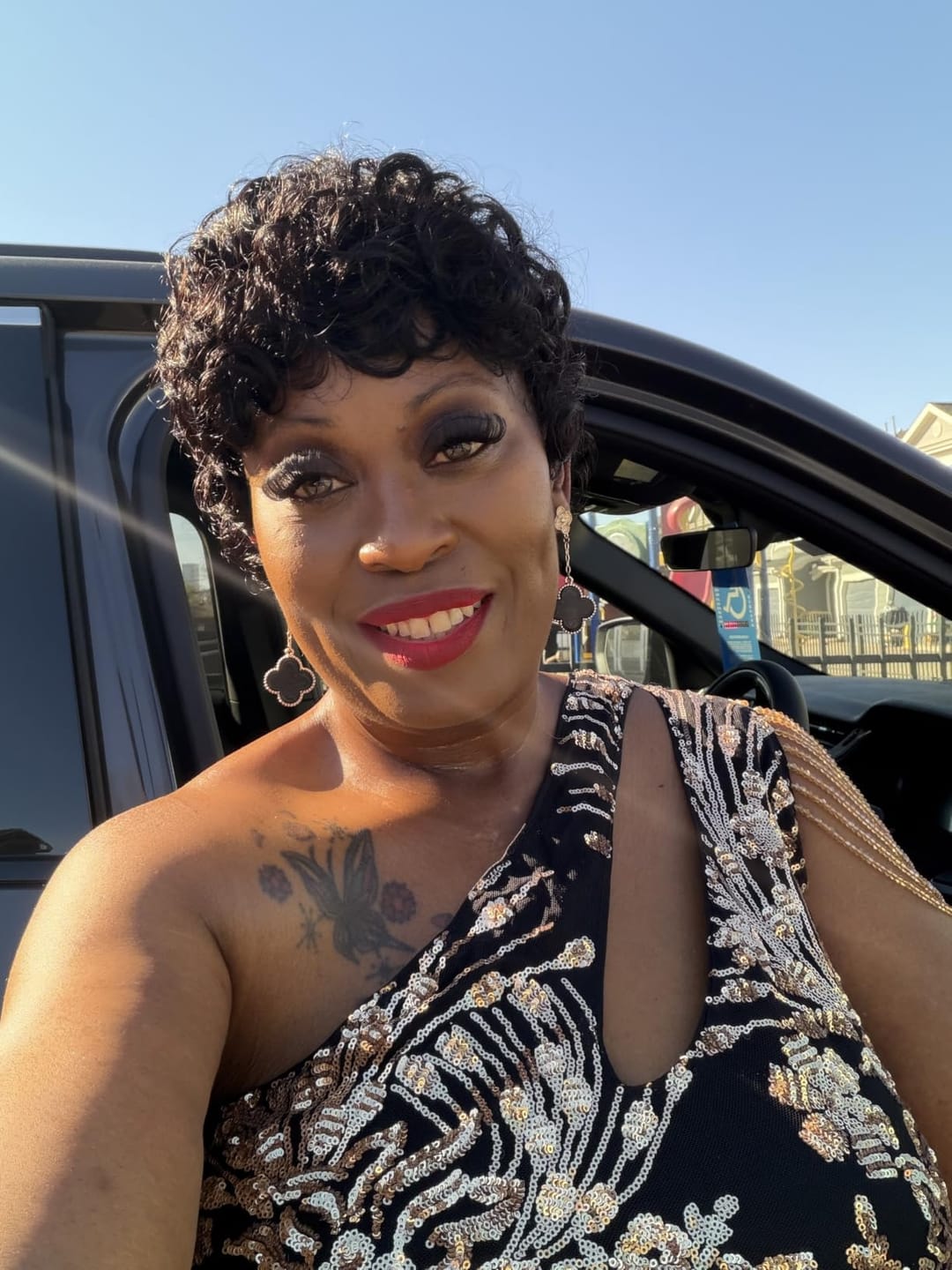 Customer photo review of Pixie Cut Wig | 100% Human Hair | Glueless & Beginner Friendly | Ready to Wear