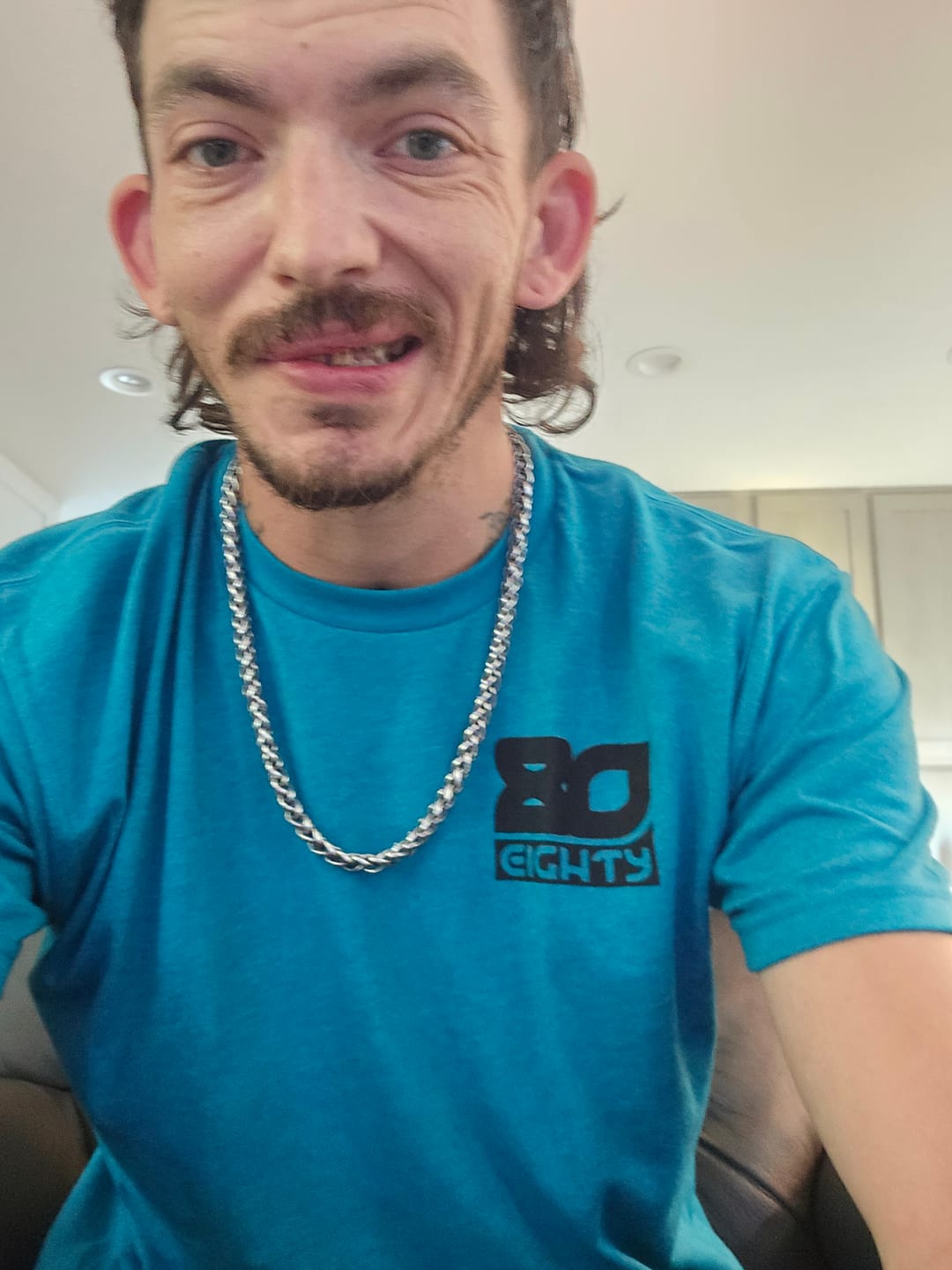 Customer photo review of 80Eighty® Mystery Shirt