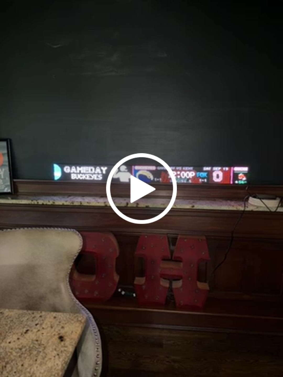Customer video review of GLANCE Scroll