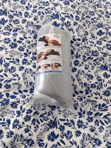 Customer photo review of ORVANE Butterfly™ – 5 Zone Neck & Shoulder Pain Relief Pillow