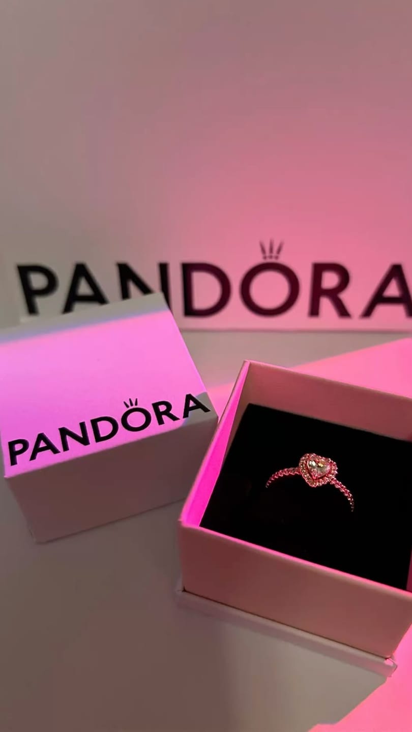 Customer photo review of Anillo Corazón Rosado PLATA 925