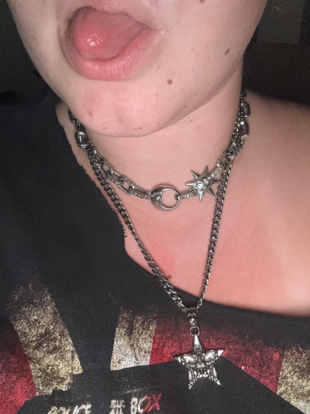 Customer photo review of SKAR PENDANT
