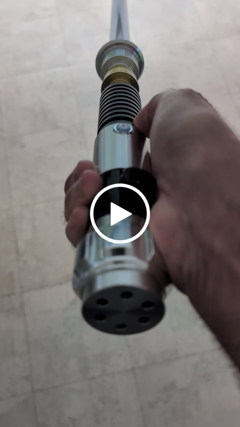 Customer video review of Star Wars Obi Wan Kenobi Bespin Combat Lightsaber
