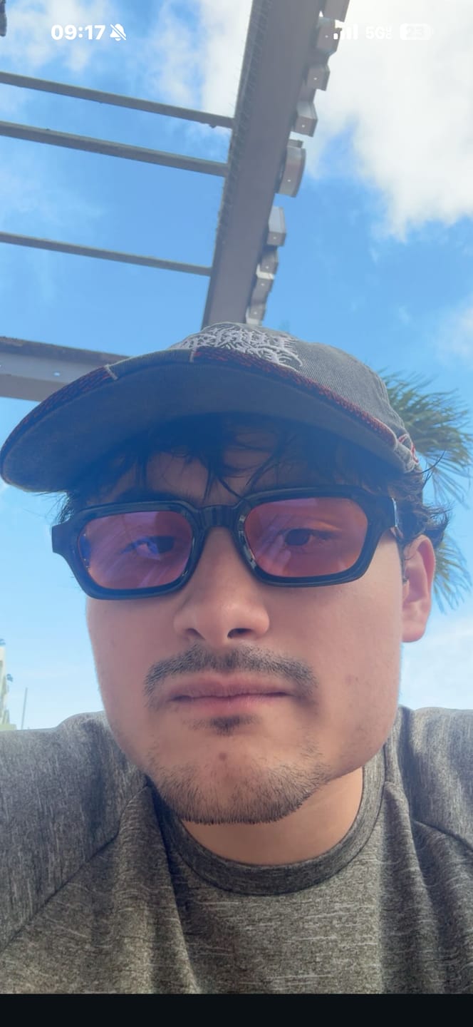 Customer photo review of AFTERS blue light blockers