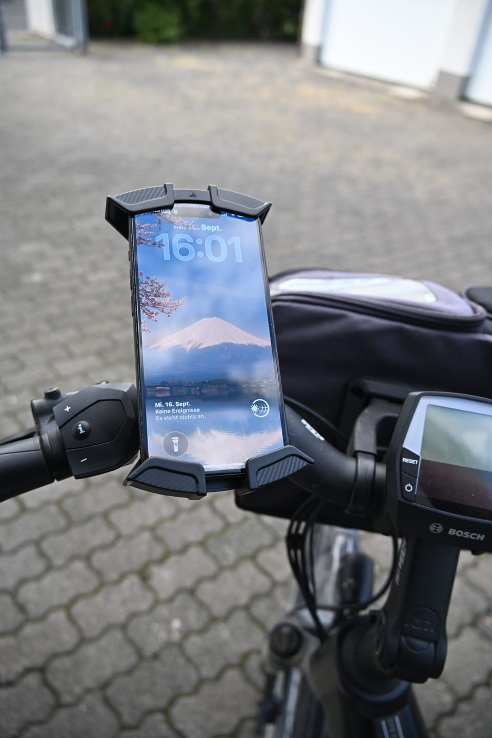 Customer photo review of Velogrip Fahrrad Handyhalterung