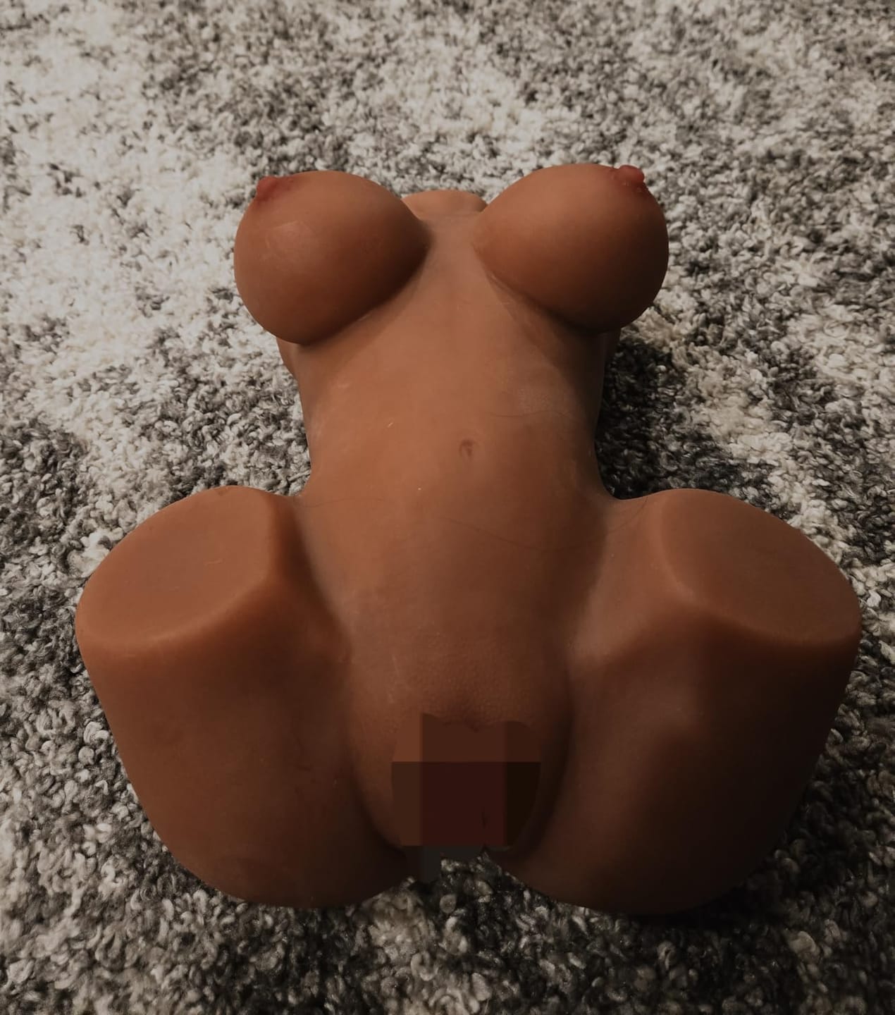 Customer photo review of Hipgaga 54.6lb/25.6kg Large Half Body Female Torso Sex Doll – Realistic TPE Adult Toy with Lifelike Curves, Soft Touch & Realistic Details