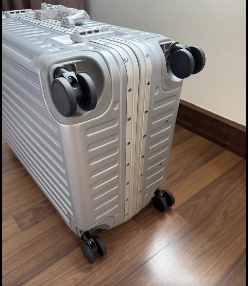 Customer photo review of AURA Collection