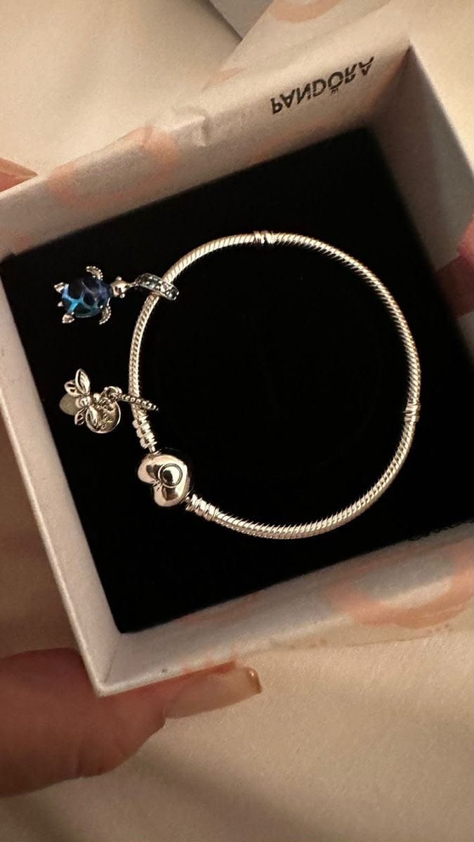 Customer photo review of Brazalete Con Broche de Corazón + Charm Luciérnaga