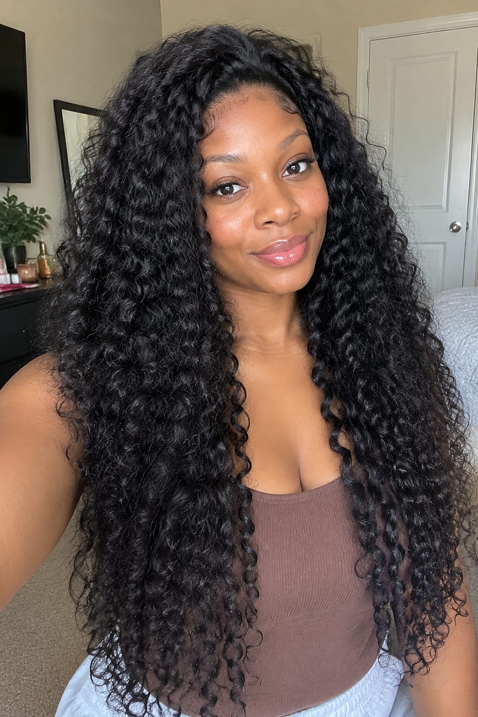 Customer photo review of Luvwin 13x4 34Inches Curly Long Hair Wig Water Wave Pre-Cut Lace Bleached-Knots