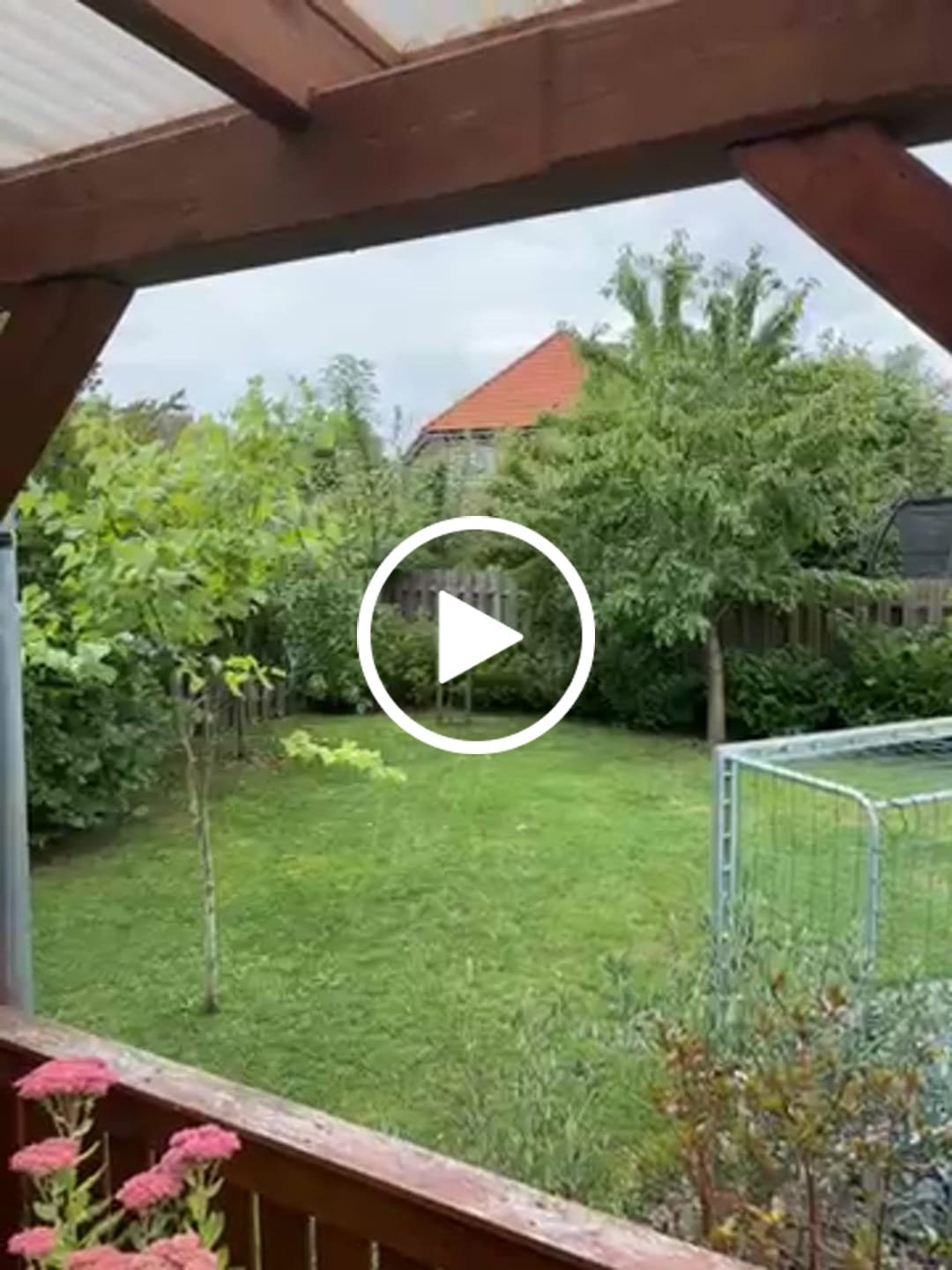 Customer video review of Uber Kubb - Offizielles Set - ECO indien Hartholz - inklusive luxus Tasche