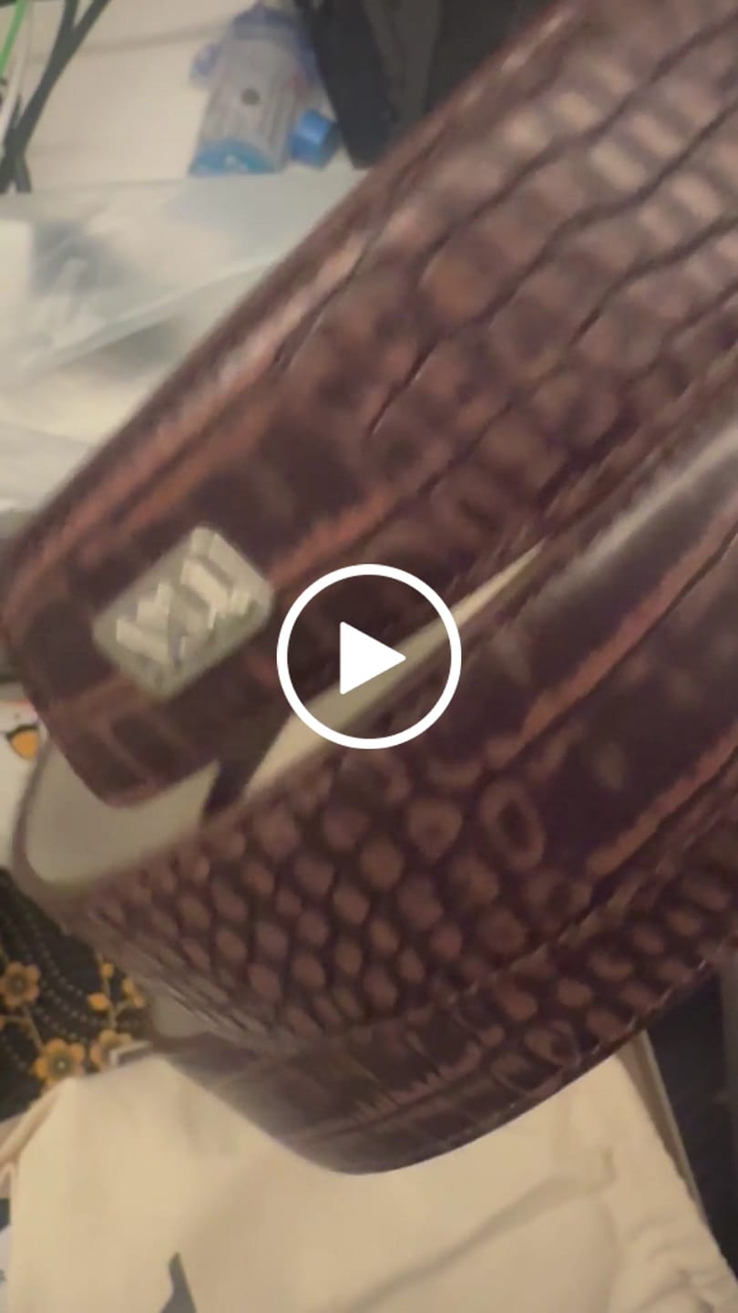 Customer video review of Croco Belt Brown V2