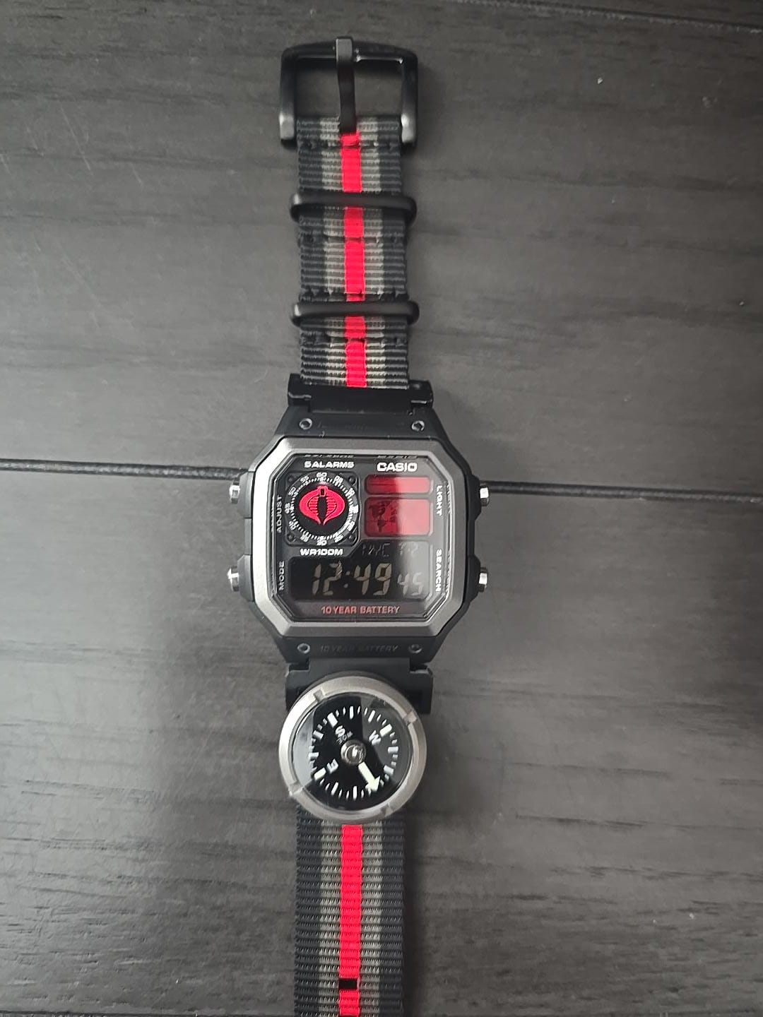 Customer photo review of W.O.E. Submersible Wrist Compass 2.0