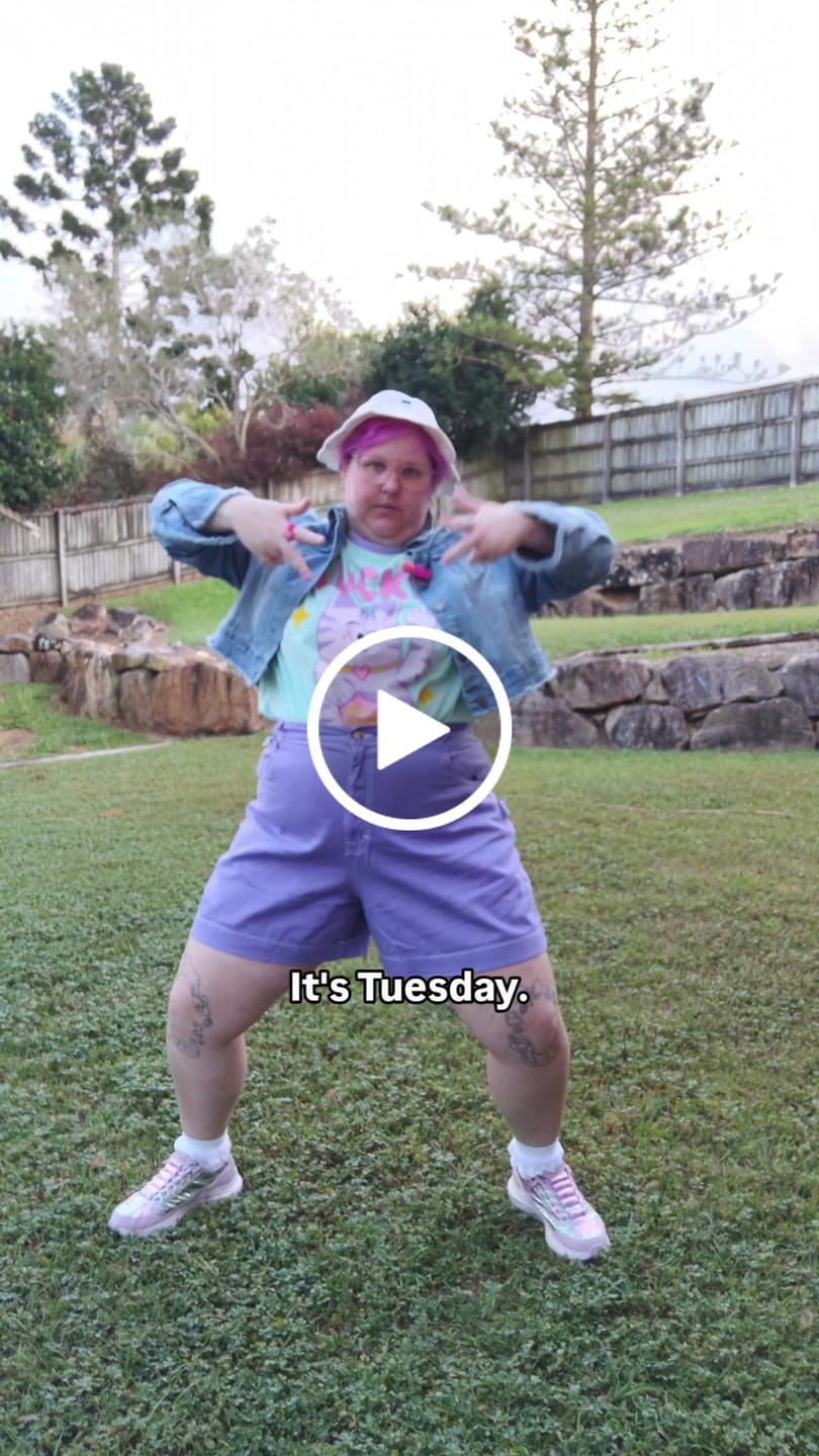 Customer video review of Utility Shorts - Milky Way