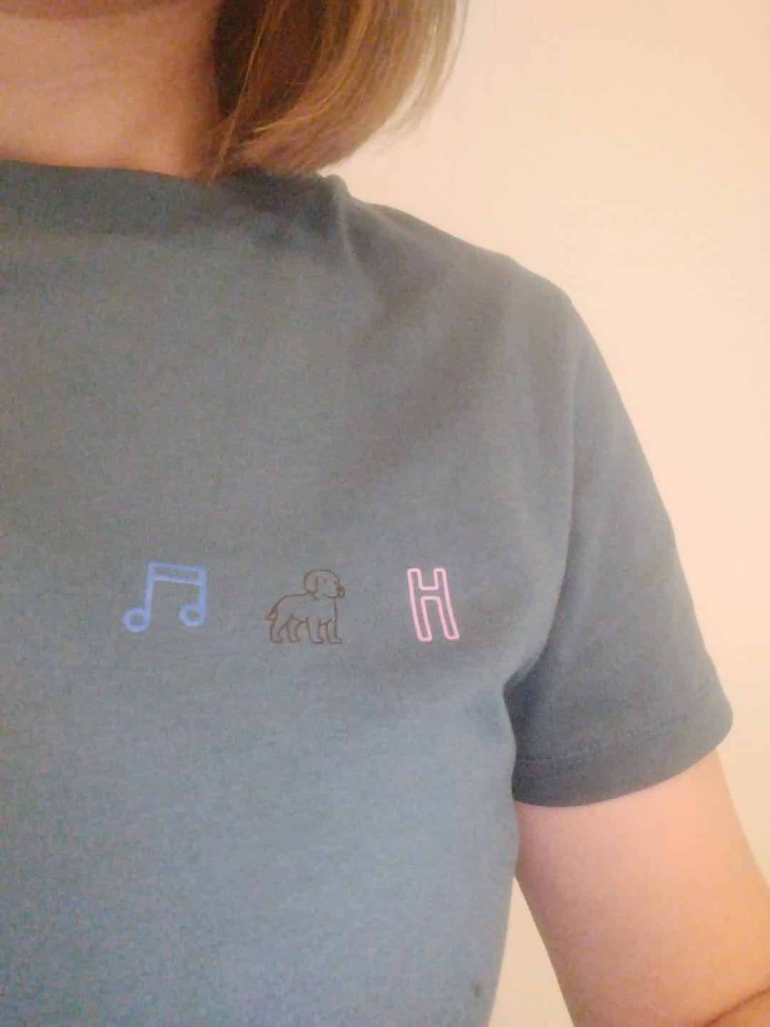 Customer photo review of Personalized Premium T-Shirt Made from Organic Cotton – Unisex