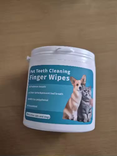 Customer photo review of Natural Dental Finger Wipes for Pets