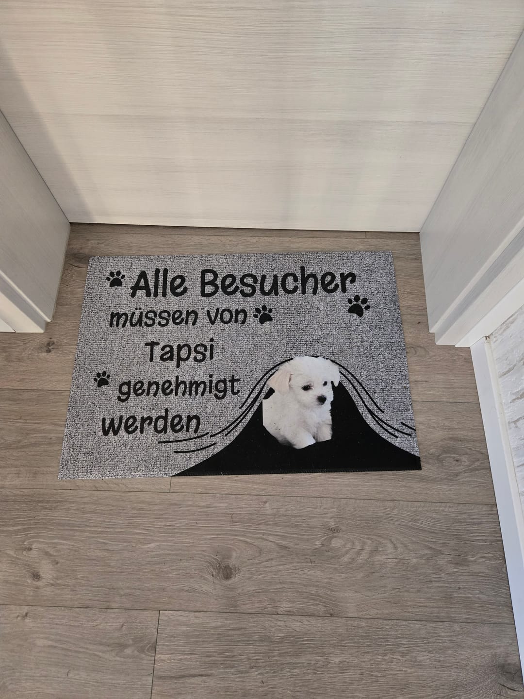 Customer photo review of Personalisierte Fußmatte - Besuch genehmigt