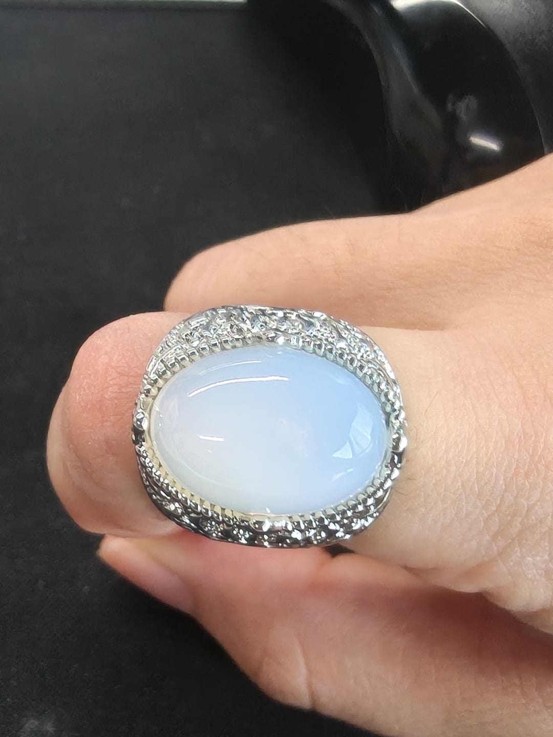 Customer photo review of HilalHaven Lunar Veil Intricate Scroll‑Engraved Cabochon Statement Ring
