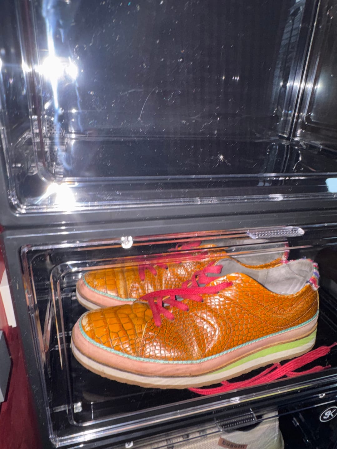 Customer photo review of Stackkicks Sneakerbox