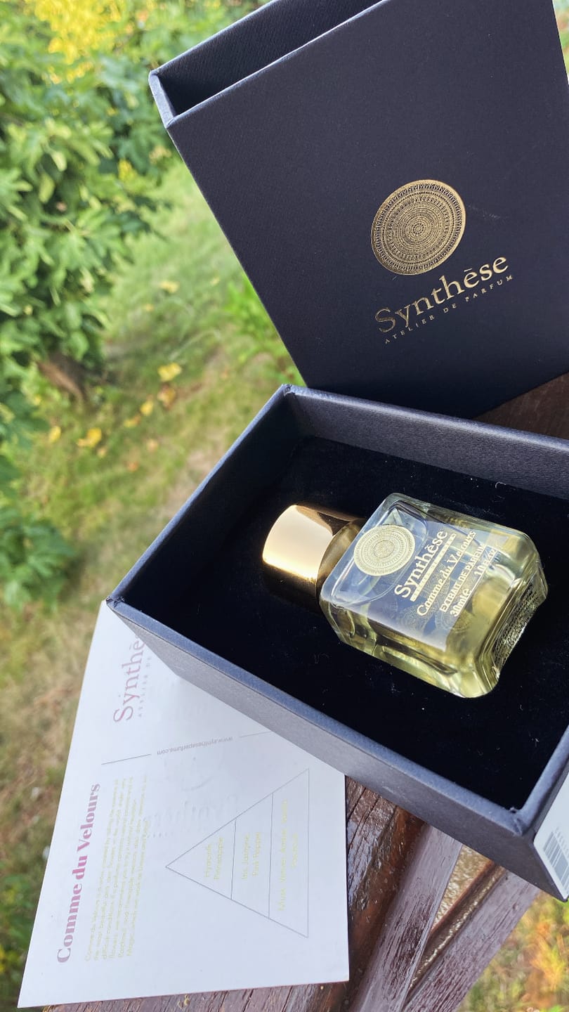 Customer photo review of Comme du Velours Unisex Parfum