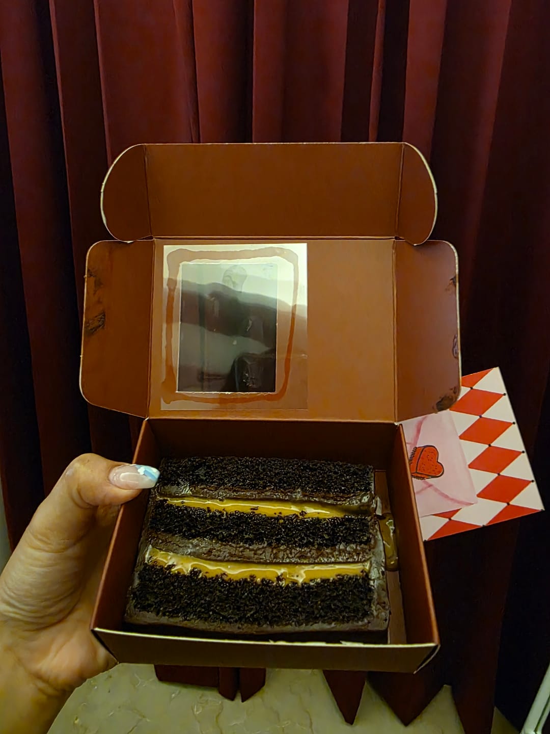 Customer photo review of London Viral Cake Slice [2 Pcs]