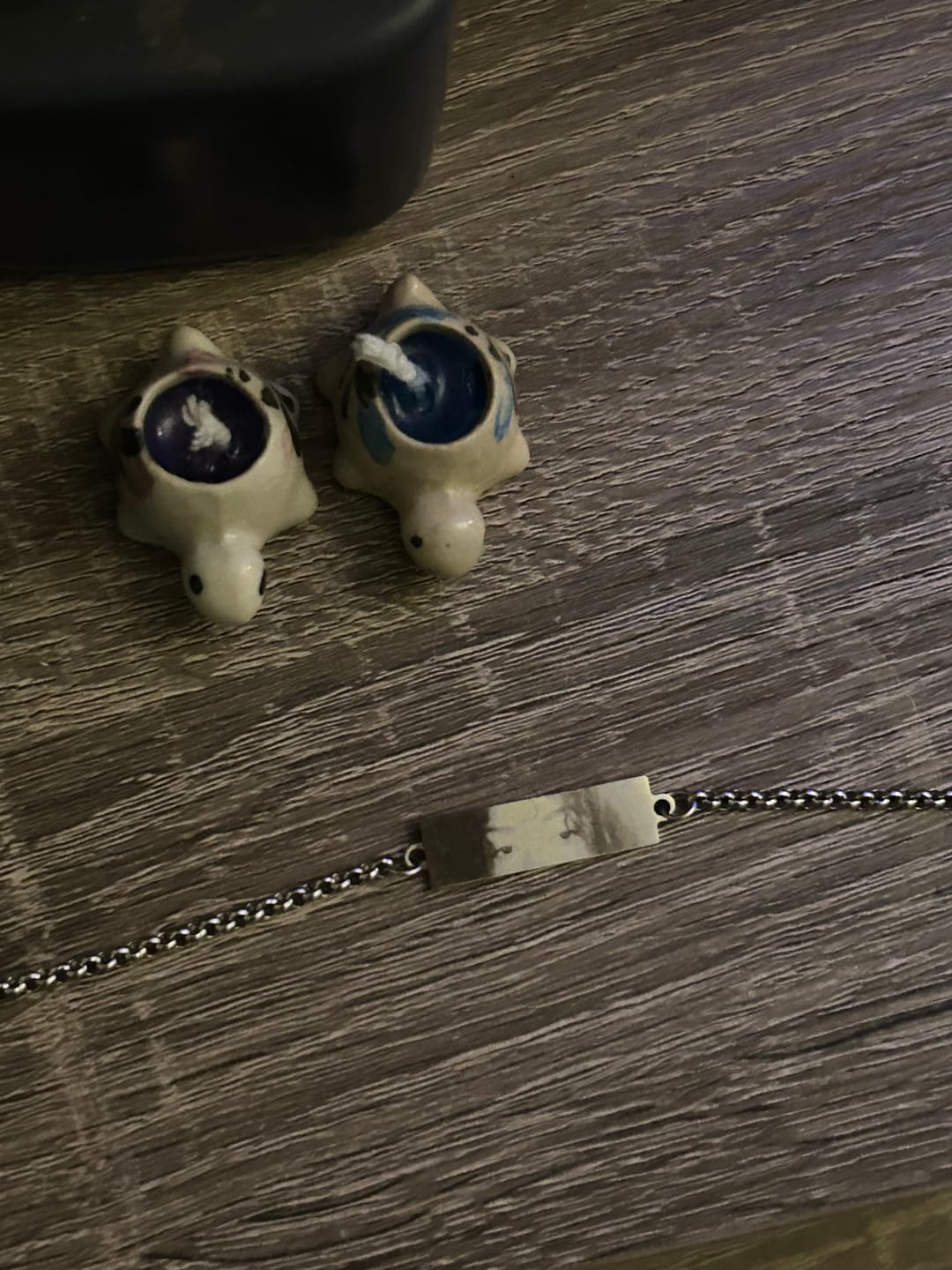 Customer photo review of Personalized Eye Photo Bracelet