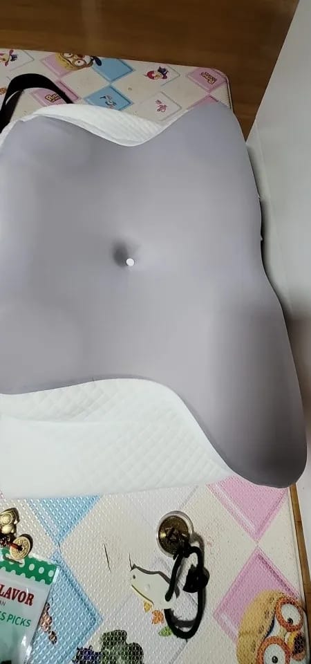 Customer photo review of ORVANE Butterfly™ – 5 Zone Neck & Shoulder Pain Relief Pillow