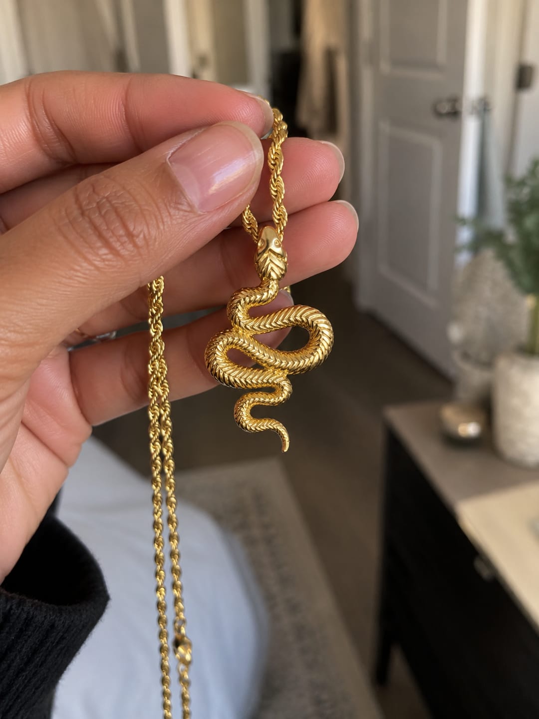 Customer photo review of Snake Gold Necklace