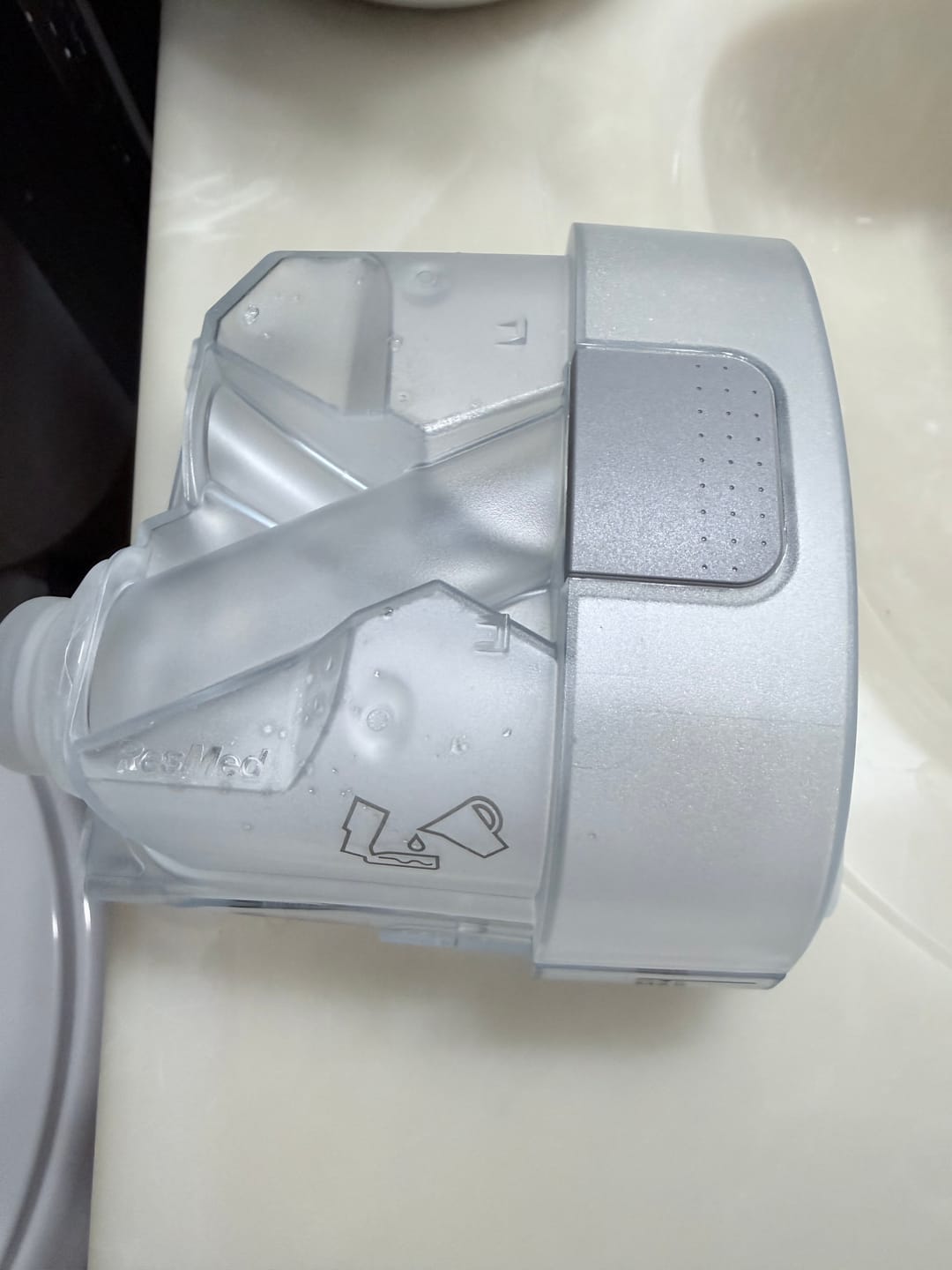 Customer photo review of HumidAir™ Cleanable Tub for ResMed AirSense™ 11
