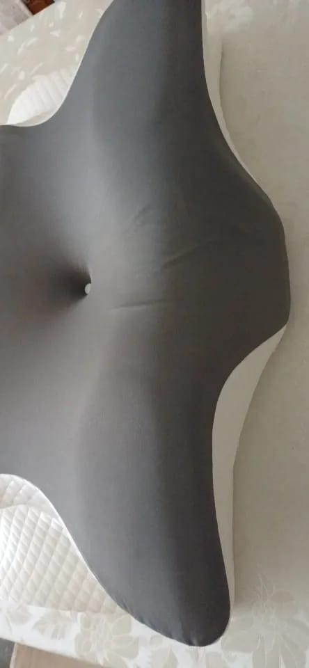 Customer photo review of ByLorai CurveFit™ Pillow