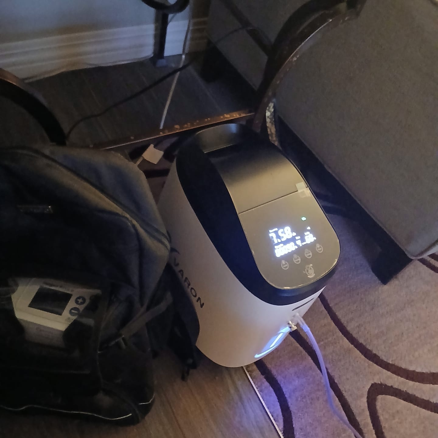 Customer photo review of VARON VH-2 Pro | Continuous Flow Stationary Oxygen Concentrator (1-8 settings)