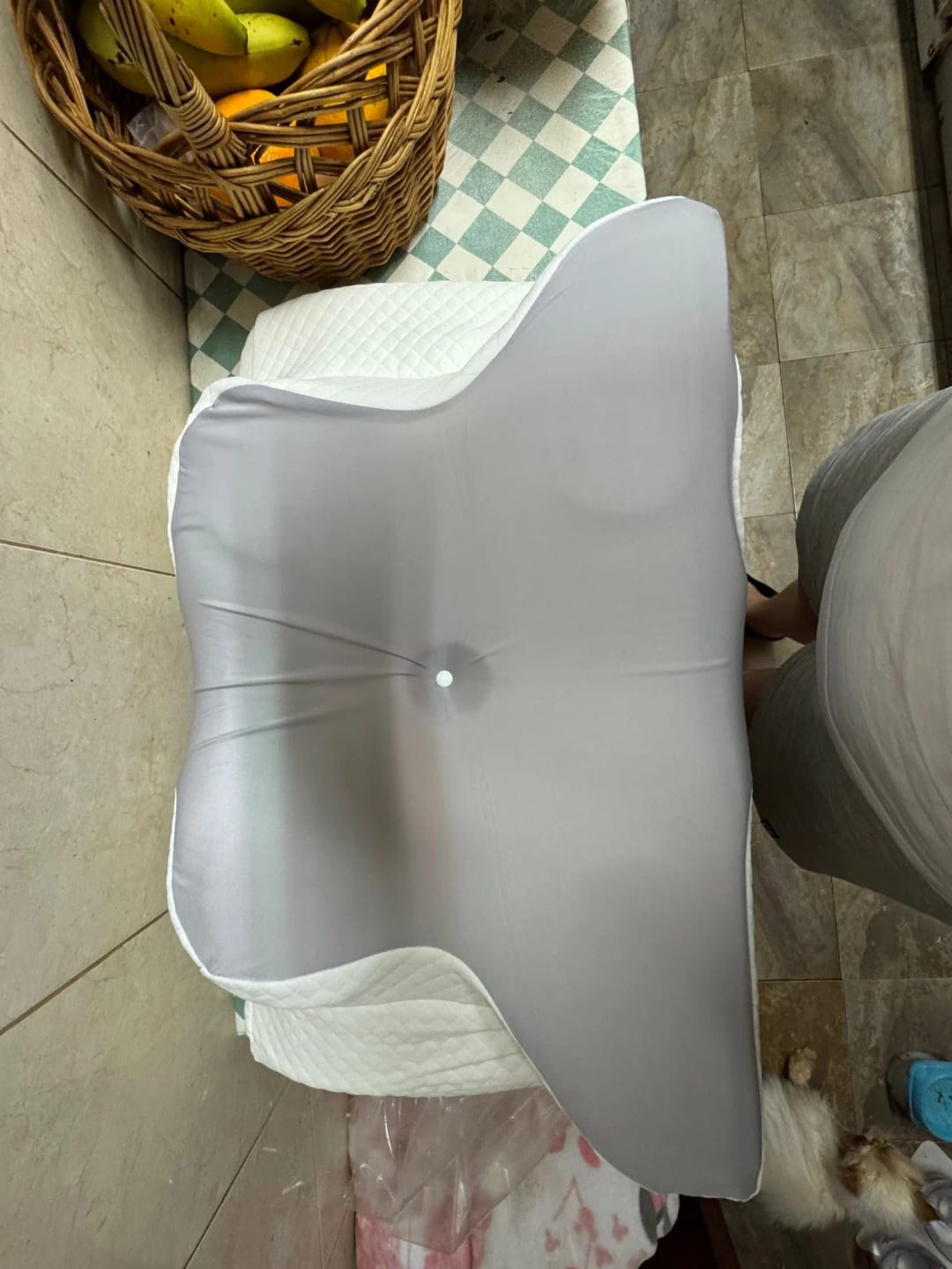 Customer photo review of ORVANE Butterfly™ – 5 Zone Neck & Shoulder Pain Relief Pillow