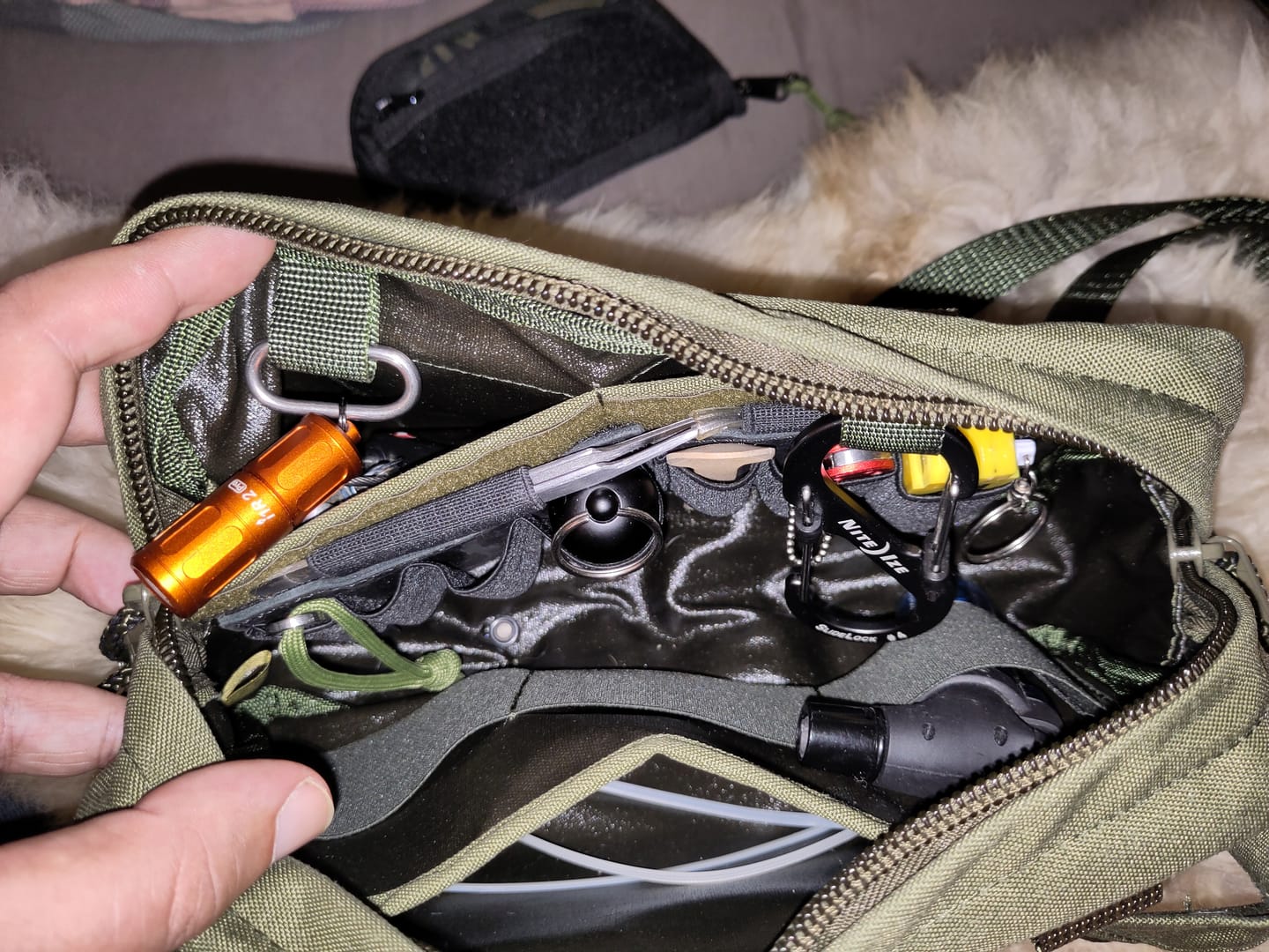 Customer photo review of Suur-kukkaro hip pack