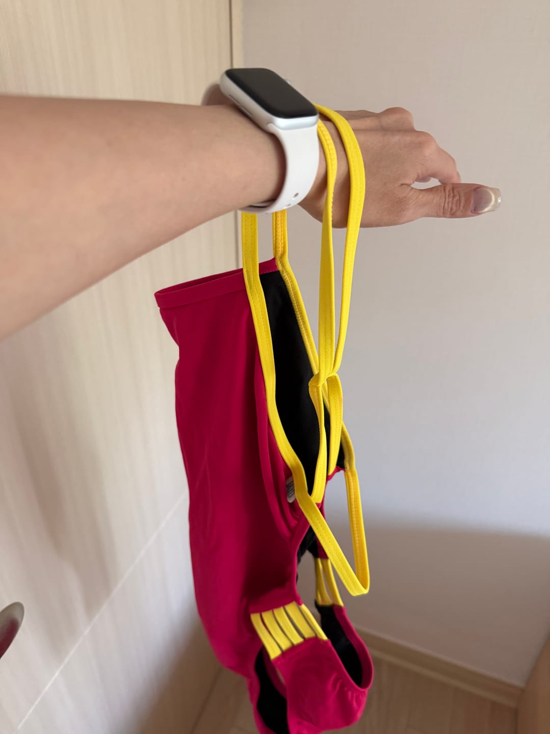 Customer photo review of LENNOX ONE PIECE - Tart|Daffodil