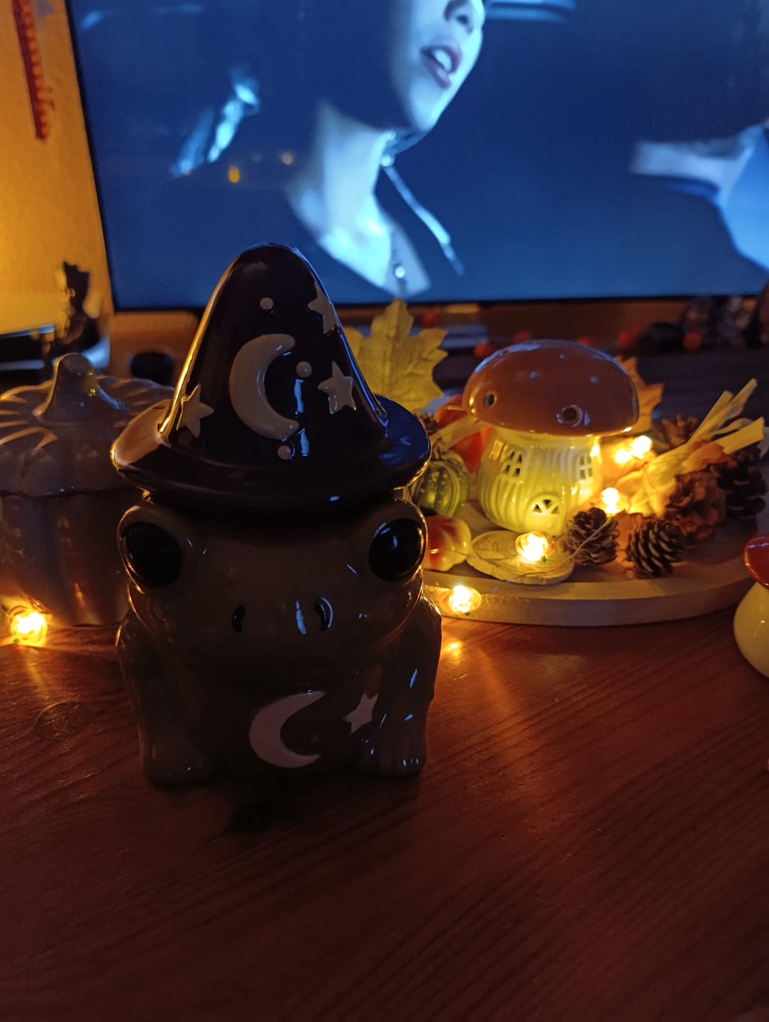 Customer photo review of Duftlampe magische Kröte – Keramik Ölbrenner für Duftöl und Wax Melts
