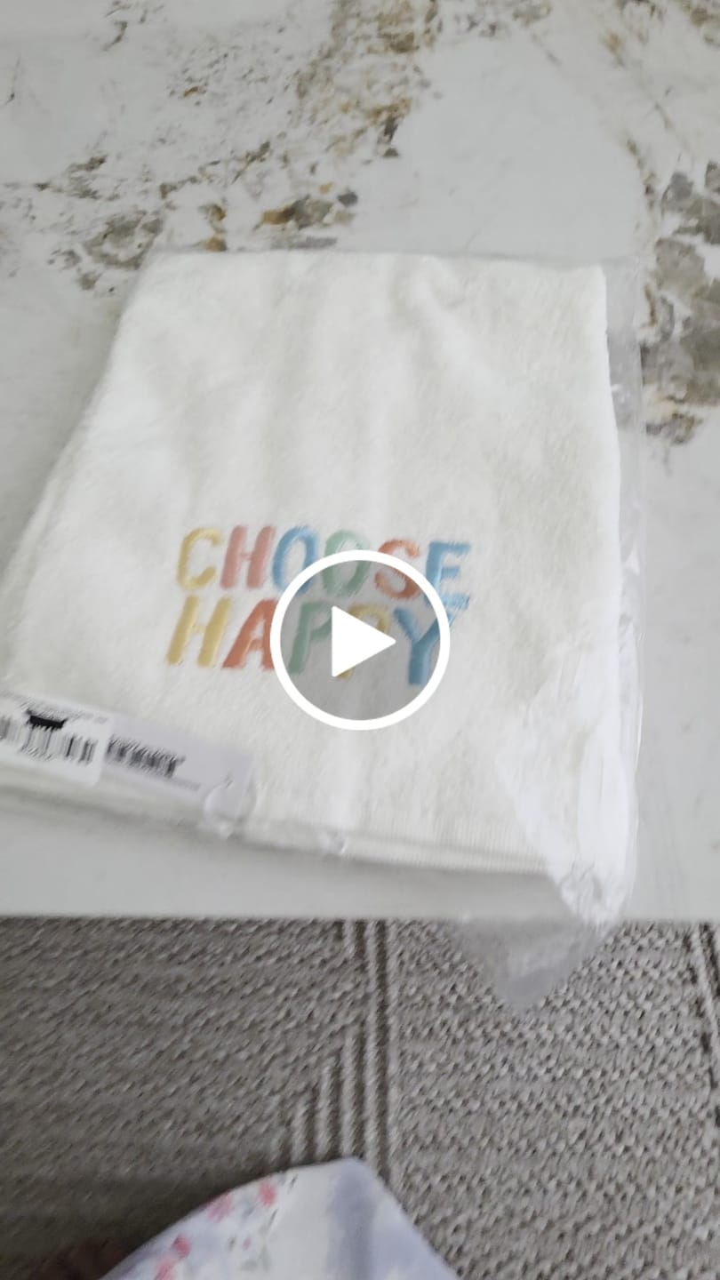 Customer video review of Karaca Home Choose Happy Embroidered Towel 50X90 Cm 200.19.01.0324