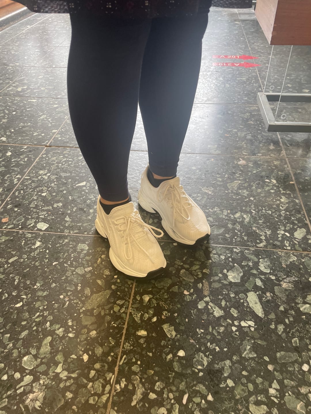 Customer photo review of ELEVATESHOES SPORTY