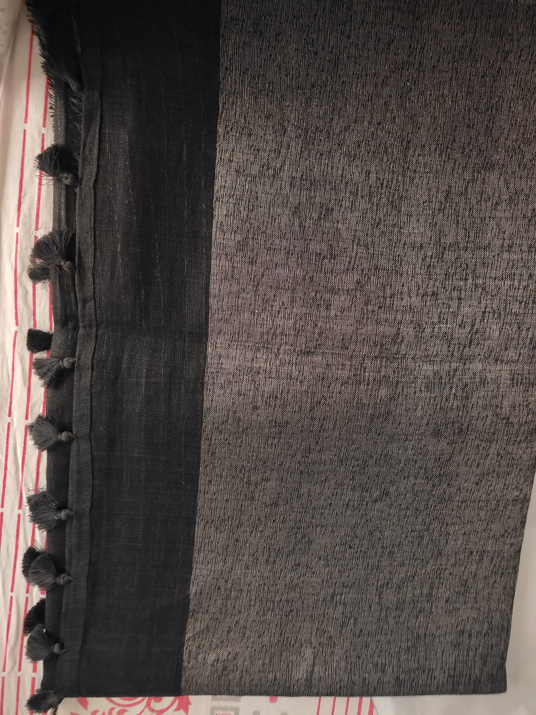 Customer photo review of Tanisha Linen Sari