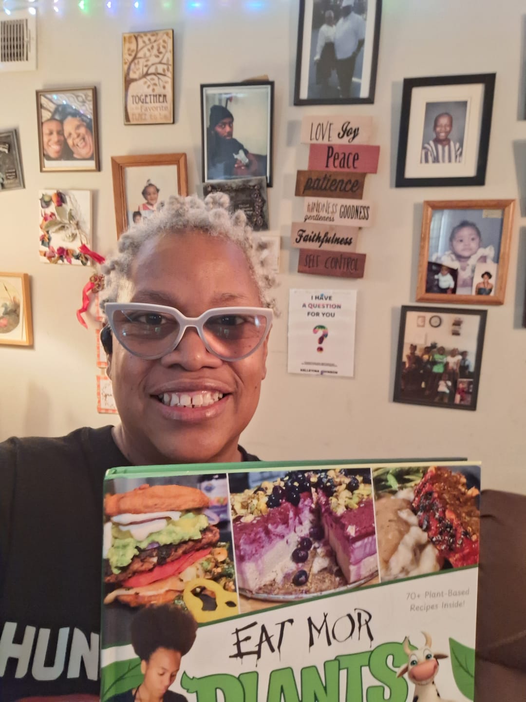 Customer photo review of Eat Mor' Plants Cookbook (SIGNED Hardcopy)
